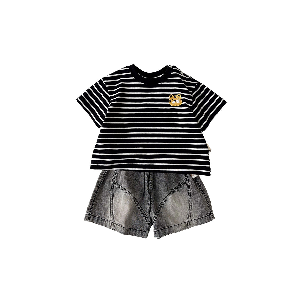 Short Sleeve T-Shirt  Denim Shorts Set for Boys, Lightweight Summer Outfit, Two-Piece Children's Clothing