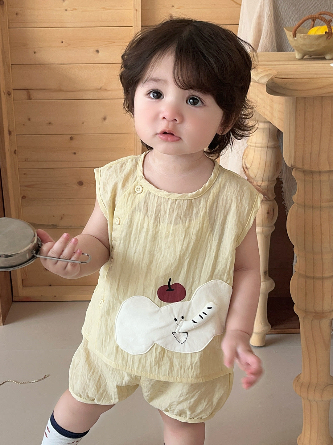 Elephant Print Sleeveless Vest  Lightweight T-Shirt Outfit